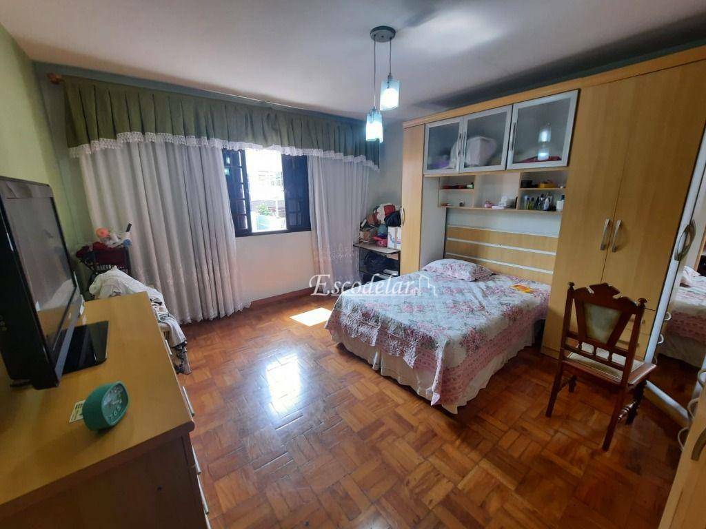 Sobrado à venda com 4 quartos, 225m² - Foto 19