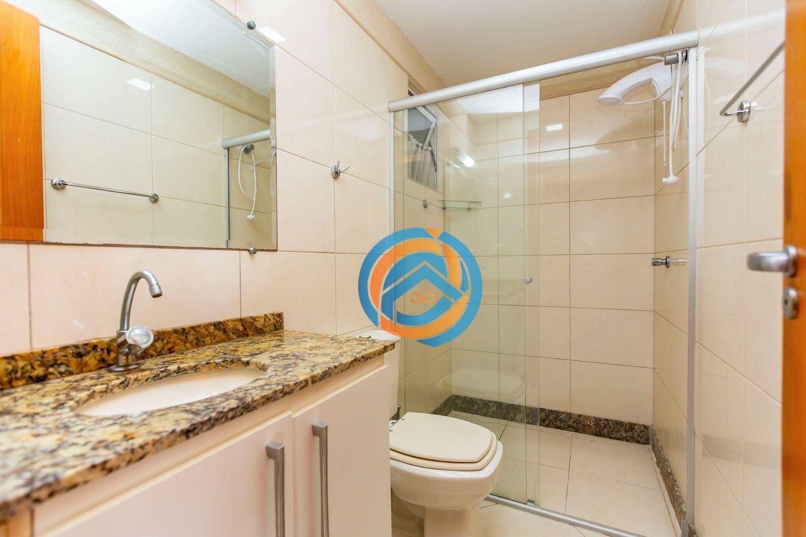 Sobrado à venda com 5 quartos, 220m² - Foto 44
