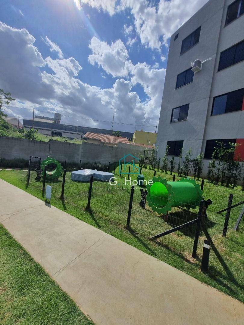 Apartamento à venda com 2 quartos, 44m² - Foto 21