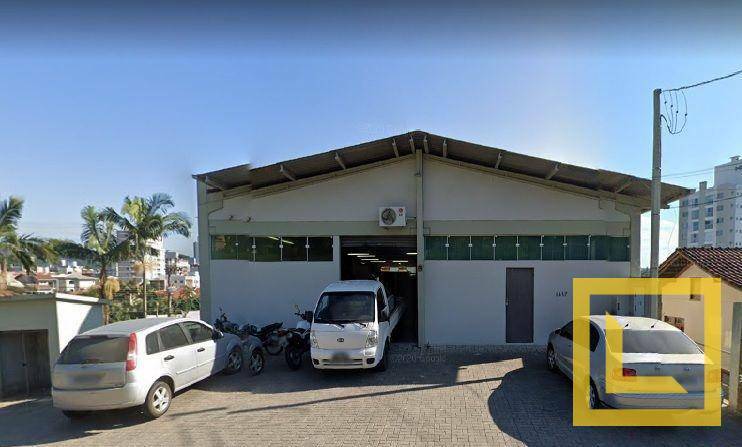 Depósito-Galpão-Armazém à venda, 527m² - Foto 1