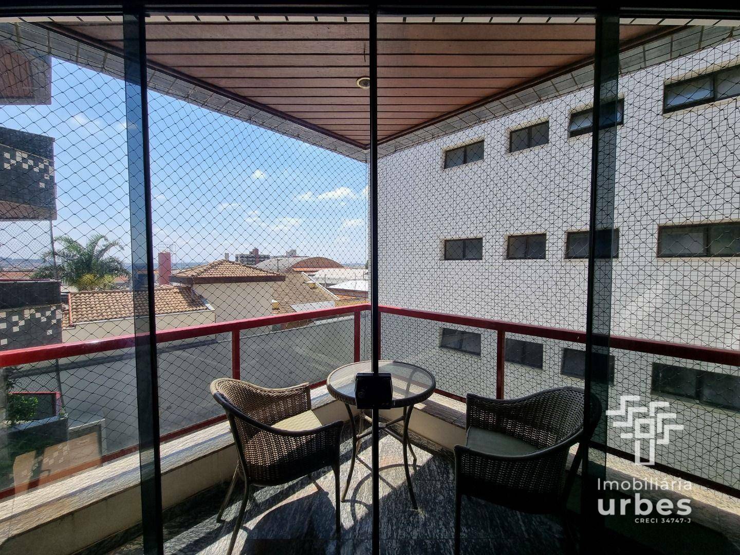 Apartamento à venda com 3 quartos, 162m² - Foto 7