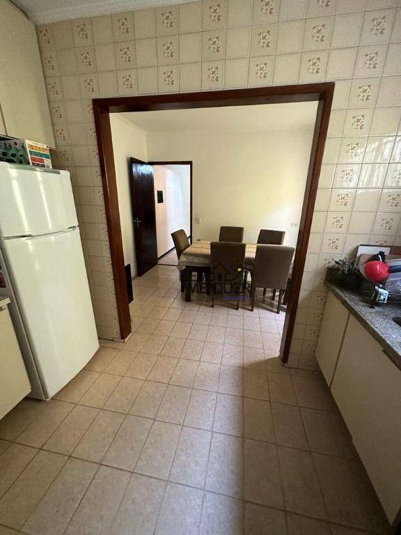 Sobrado à venda com 2 quartos, 145m² - Foto 10