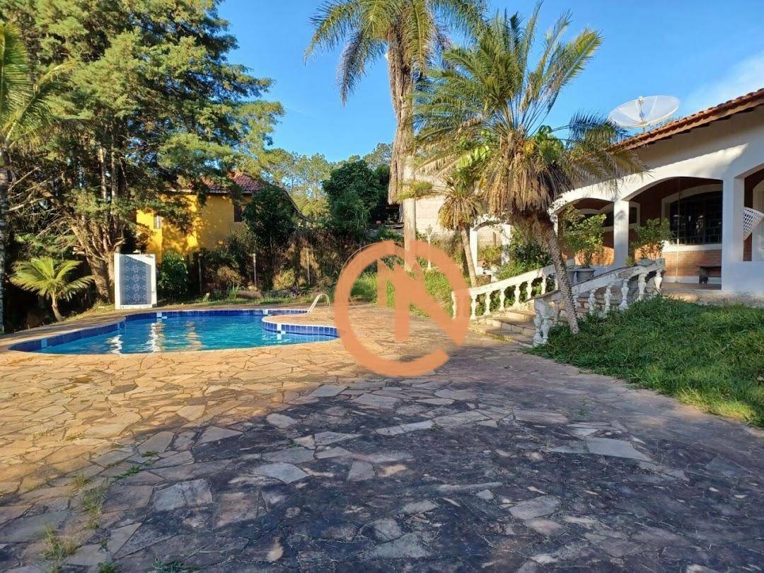 Chácara à venda com 3 quartos, 650m² - Foto 2