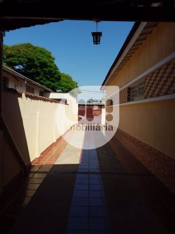 Casa de Condomínio à venda com 4 quartos, 235m² - Foto 13