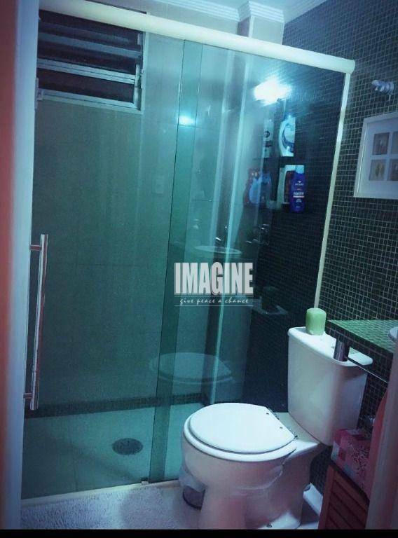 Apartamento à venda com 2 quartos, 55m² - Foto 19
