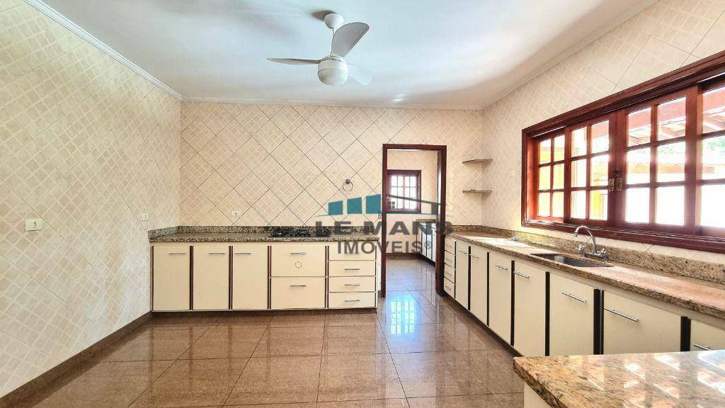 Casa à venda com 3 quartos, 220m² - Foto 19