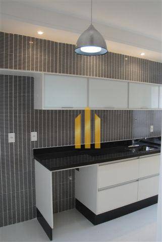 Apartamento à venda com 3 quartos, 94m² - Foto 13