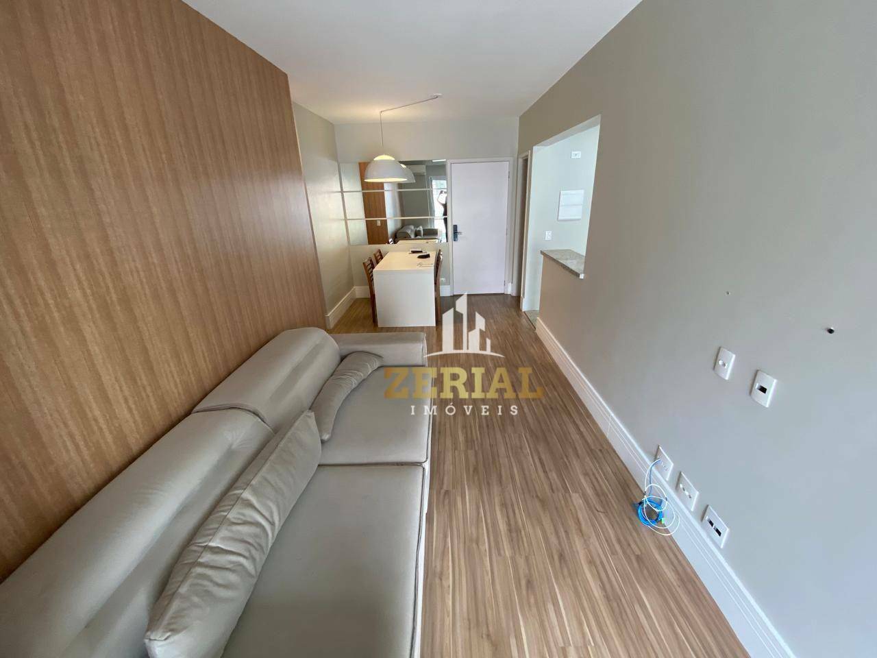 Apartamento à venda com 2 quartos, 75m² - Foto 2