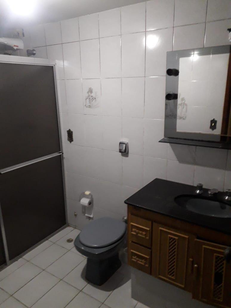 Apartamento para alugar com 3 quartos, 120m² - Foto 7