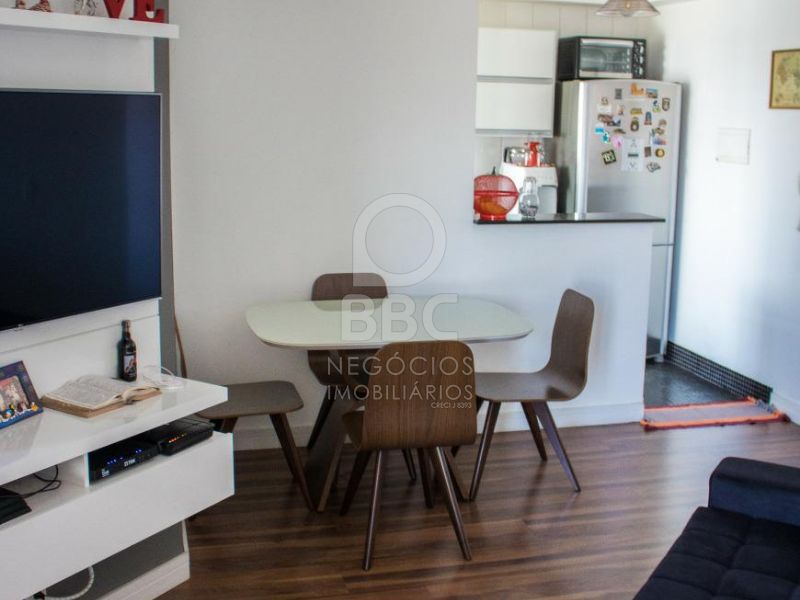 Apartamento à venda com 2 quartos, 50m² - Foto 4