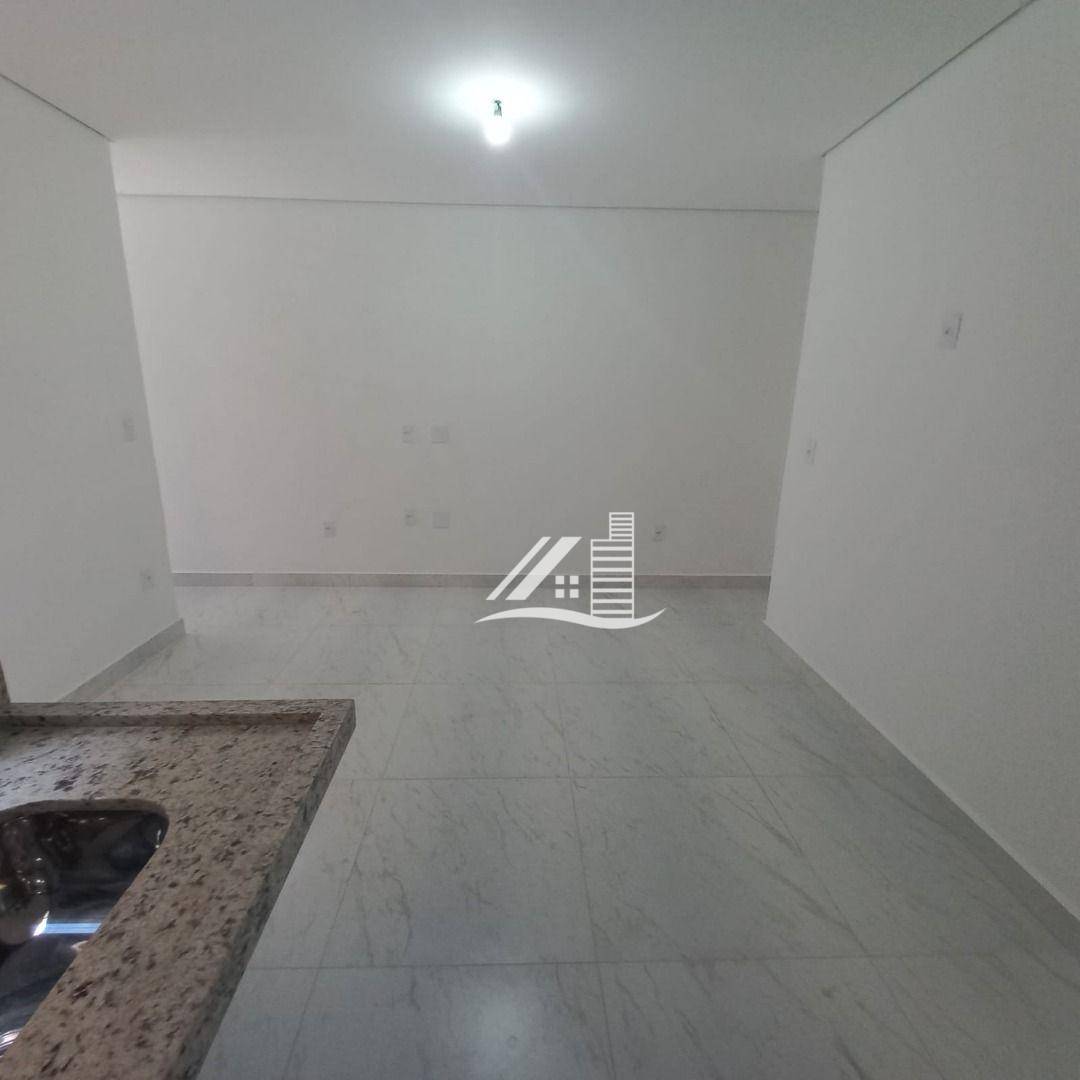 Apartamento à venda com 2 quartos, 42m² - Foto 3