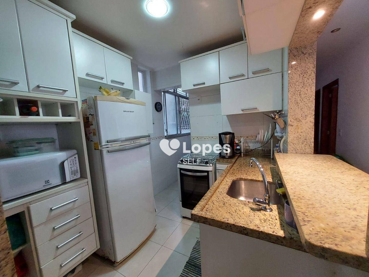 Apartamento à venda com 3 quartos, 70m² - Foto 8