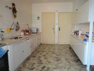 Apartamento para alugar com 3 quartos, 168m² - Foto 13