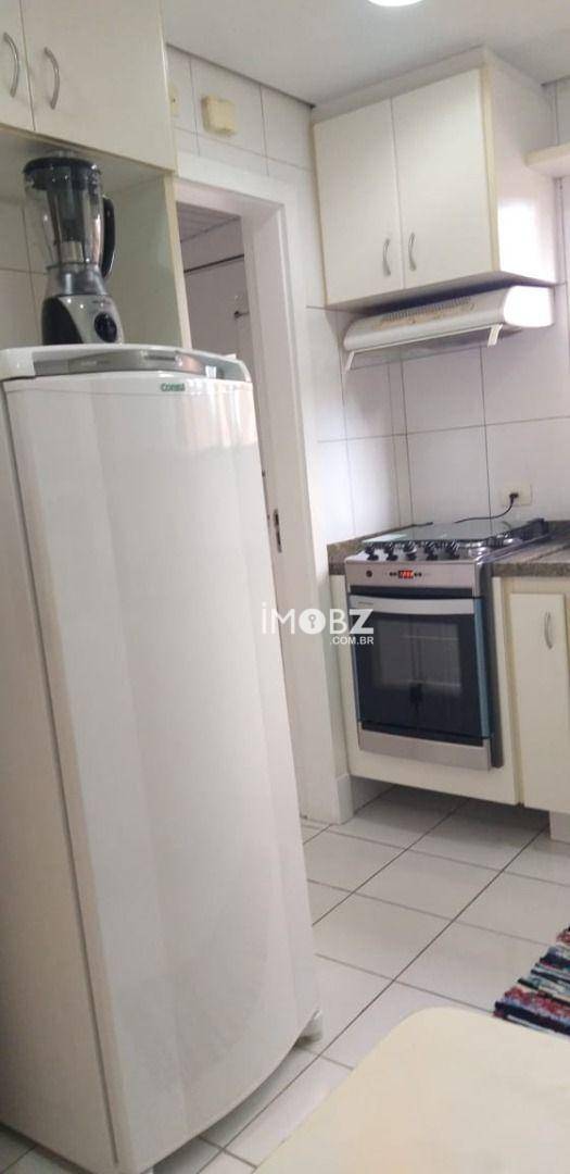 Apartamento à venda com 3 quartos, 123m² - Foto 10