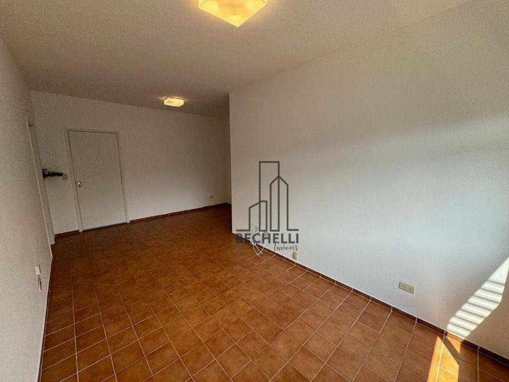 Apartamento para alugar com 2 quartos, 67m² - Foto 2