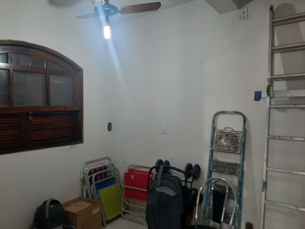 Casa à venda com 3 quartos, 187m² - Foto 11