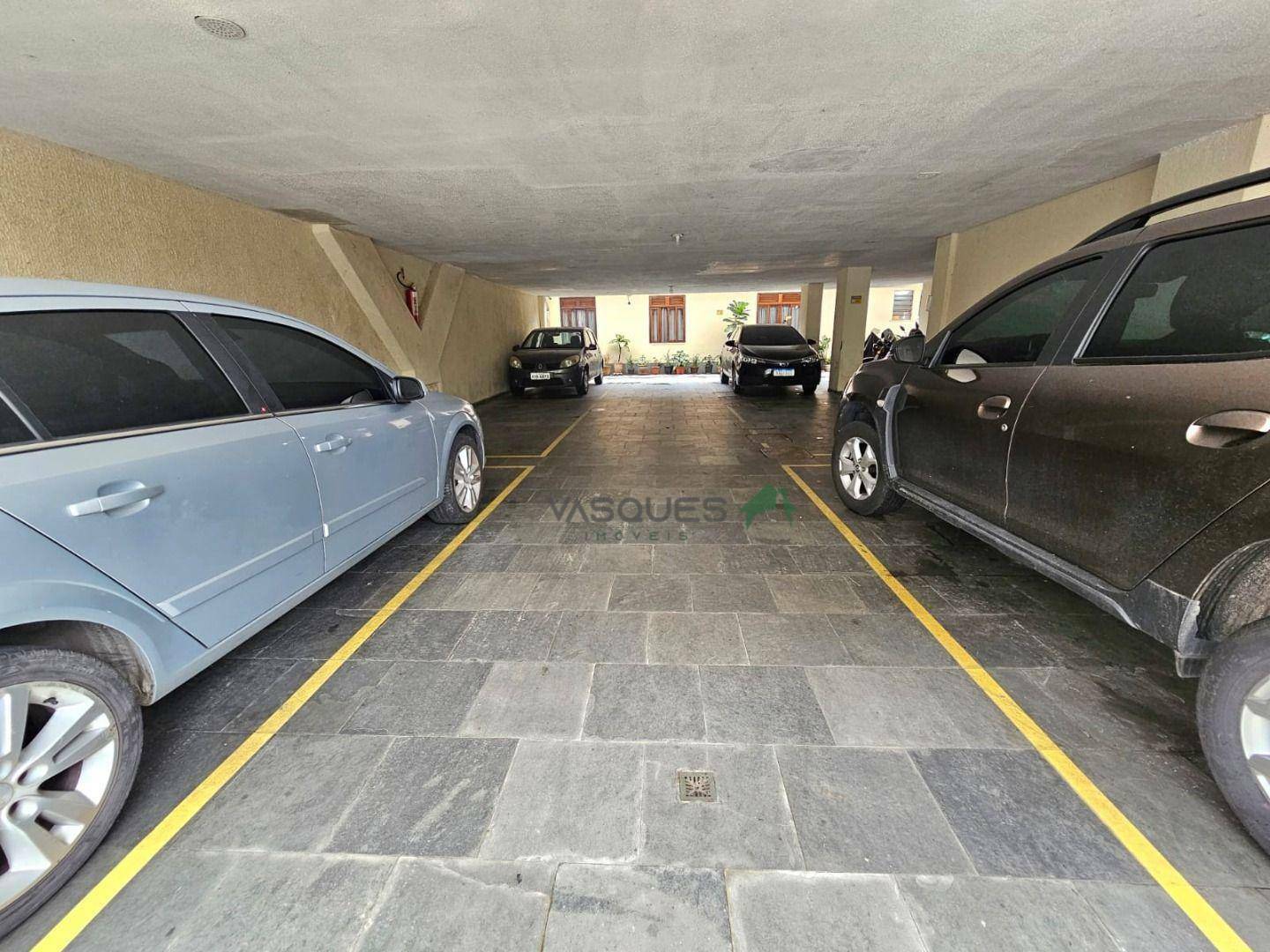Apartamento à venda com 2 quartos, 76m² - Foto 17