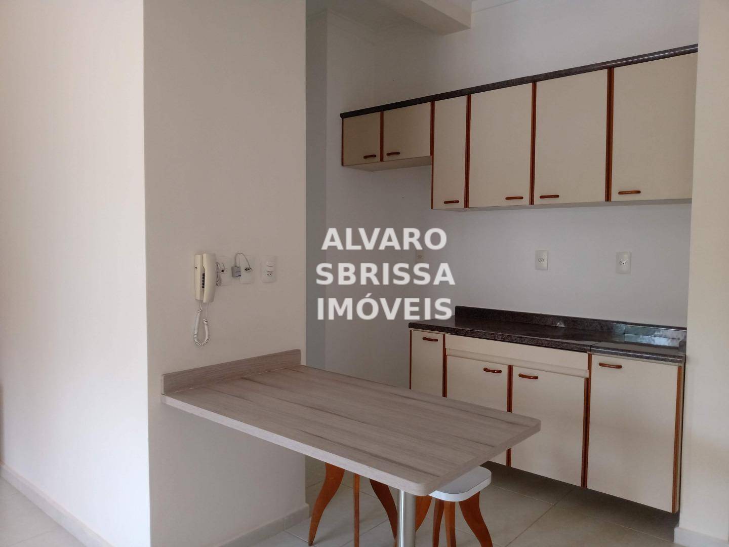 Apartamento à venda com 2 quartos, 68m² - Foto 3