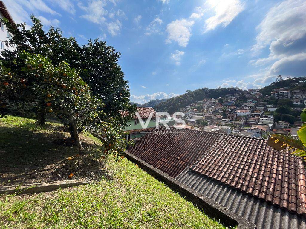 Casa à venda com 3 quartos, 238m² - Foto 29