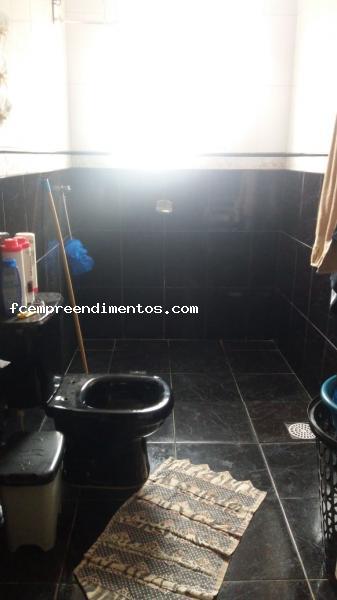 Sobrado à venda com 3 quartos, 140m² - Foto 2