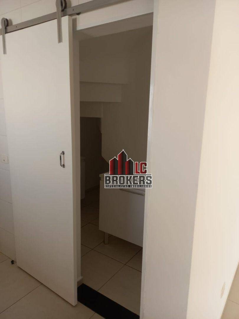 Sobrado para alugar com 3 quartos, 163m² - Foto 5