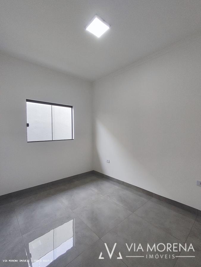 Casa à venda com 3 quartos, 250m² - Foto 15