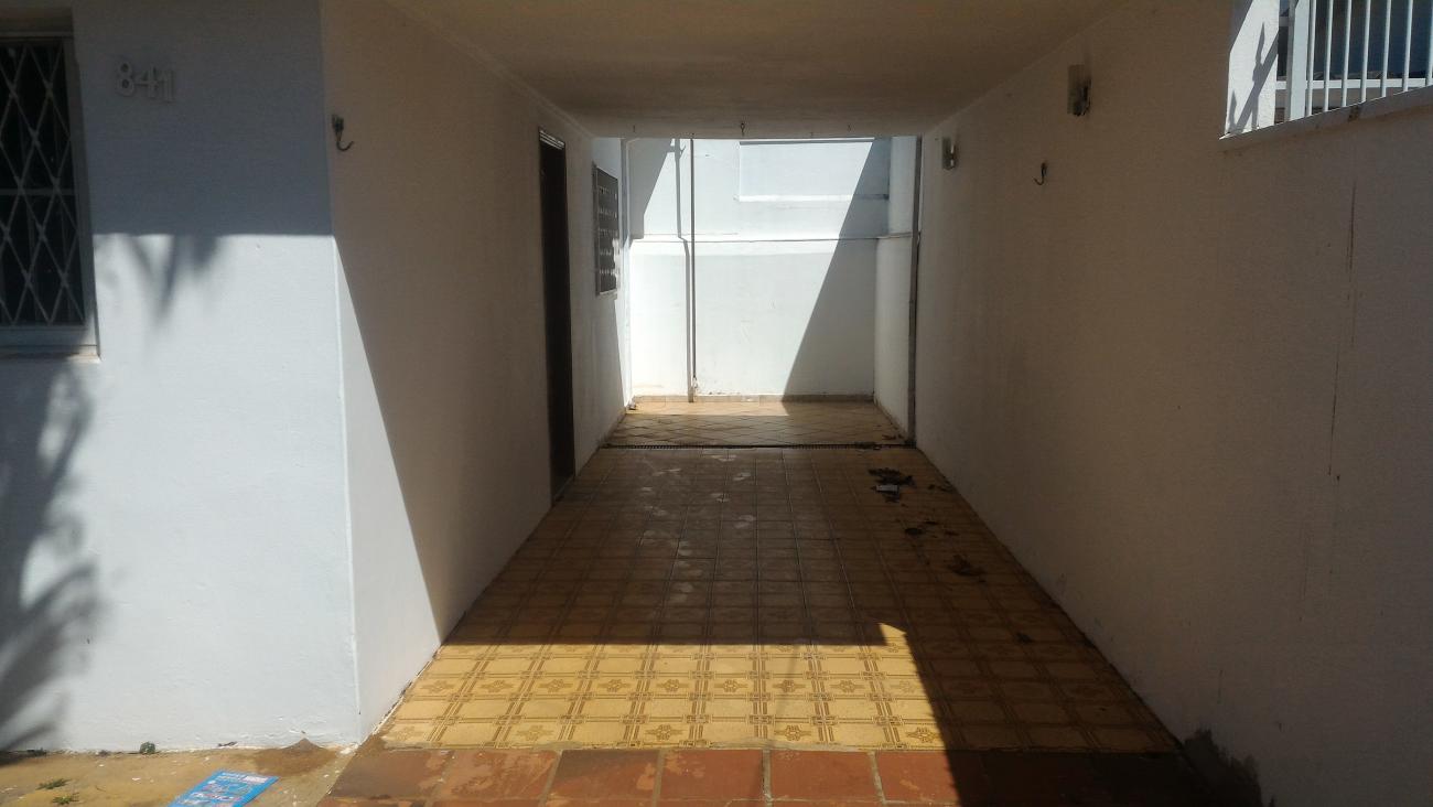 Casa para alugar com 2 quartos, 100m² - Foto 4