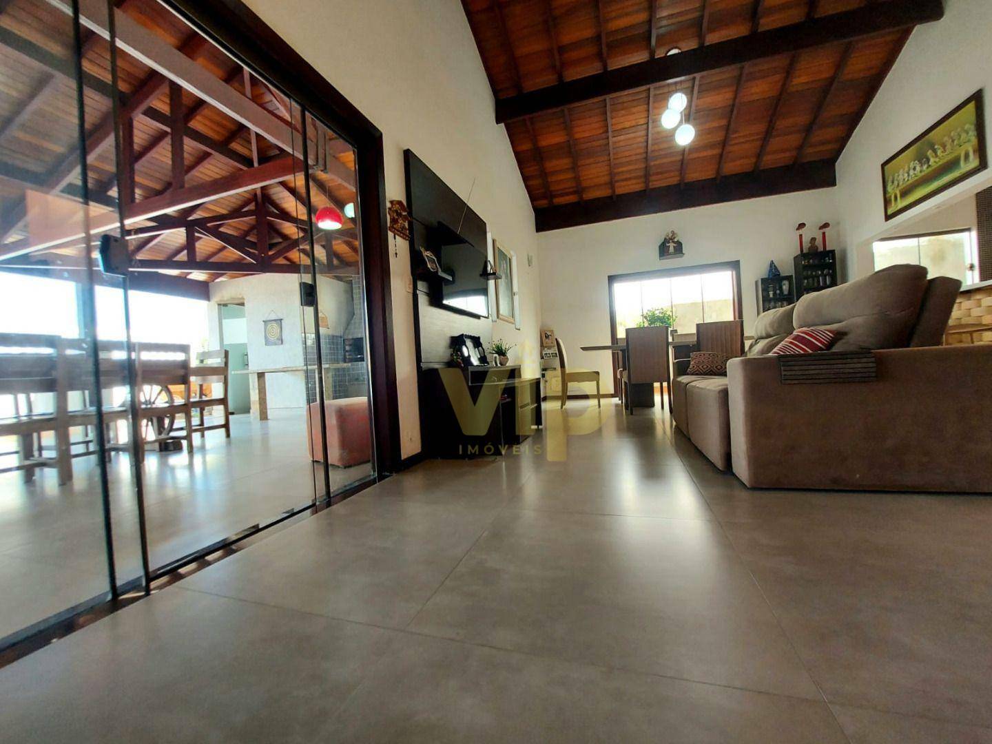 Casa à venda com 4 quartos, 300m² - Foto 18