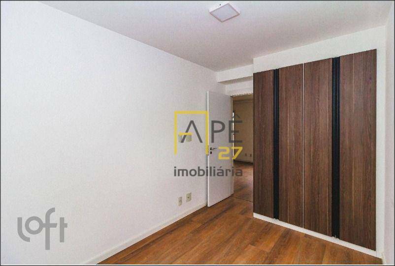 Apartamento à venda com 2 quartos, 68m² - Foto 5