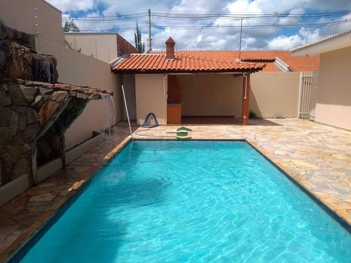 Casa à venda e aluguel com 4 quartos, 300m² - Foto 7