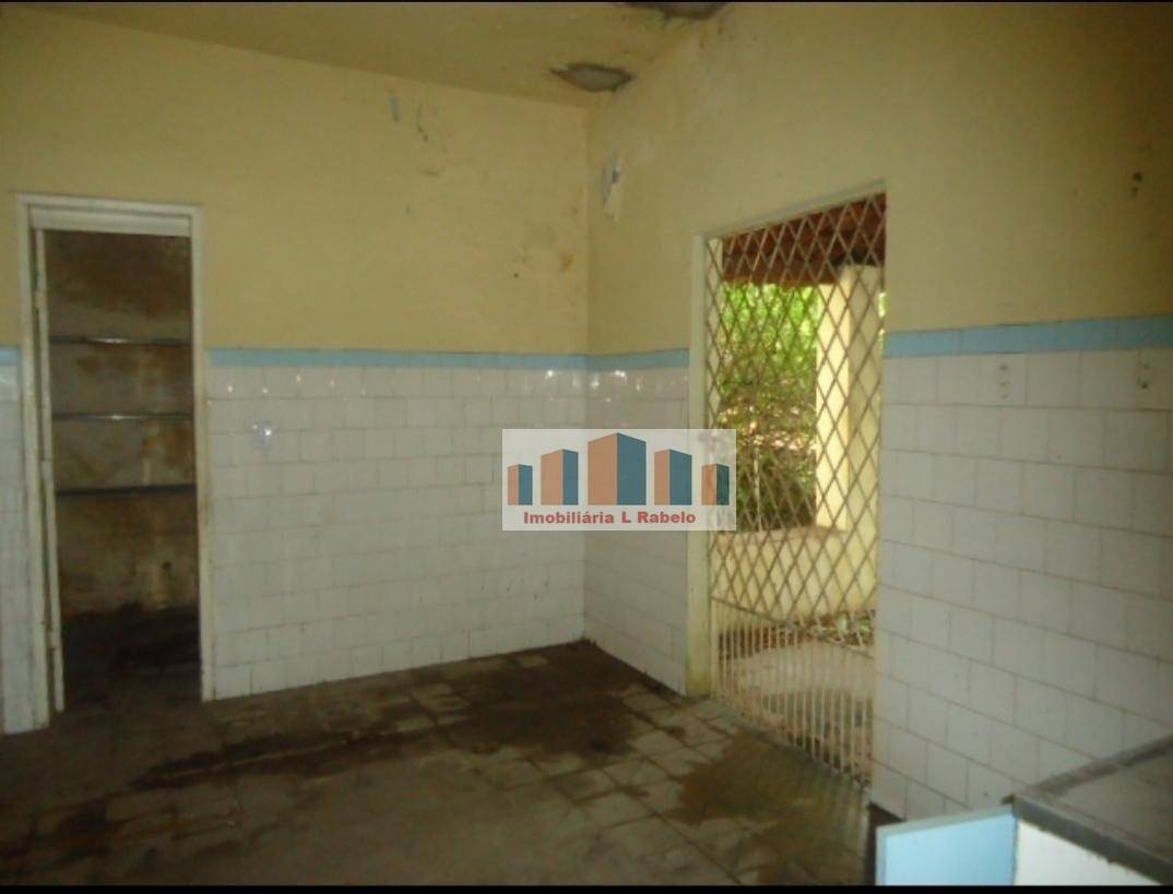 Casa para alugar com 2 quartos, 400M2 - Foto 5