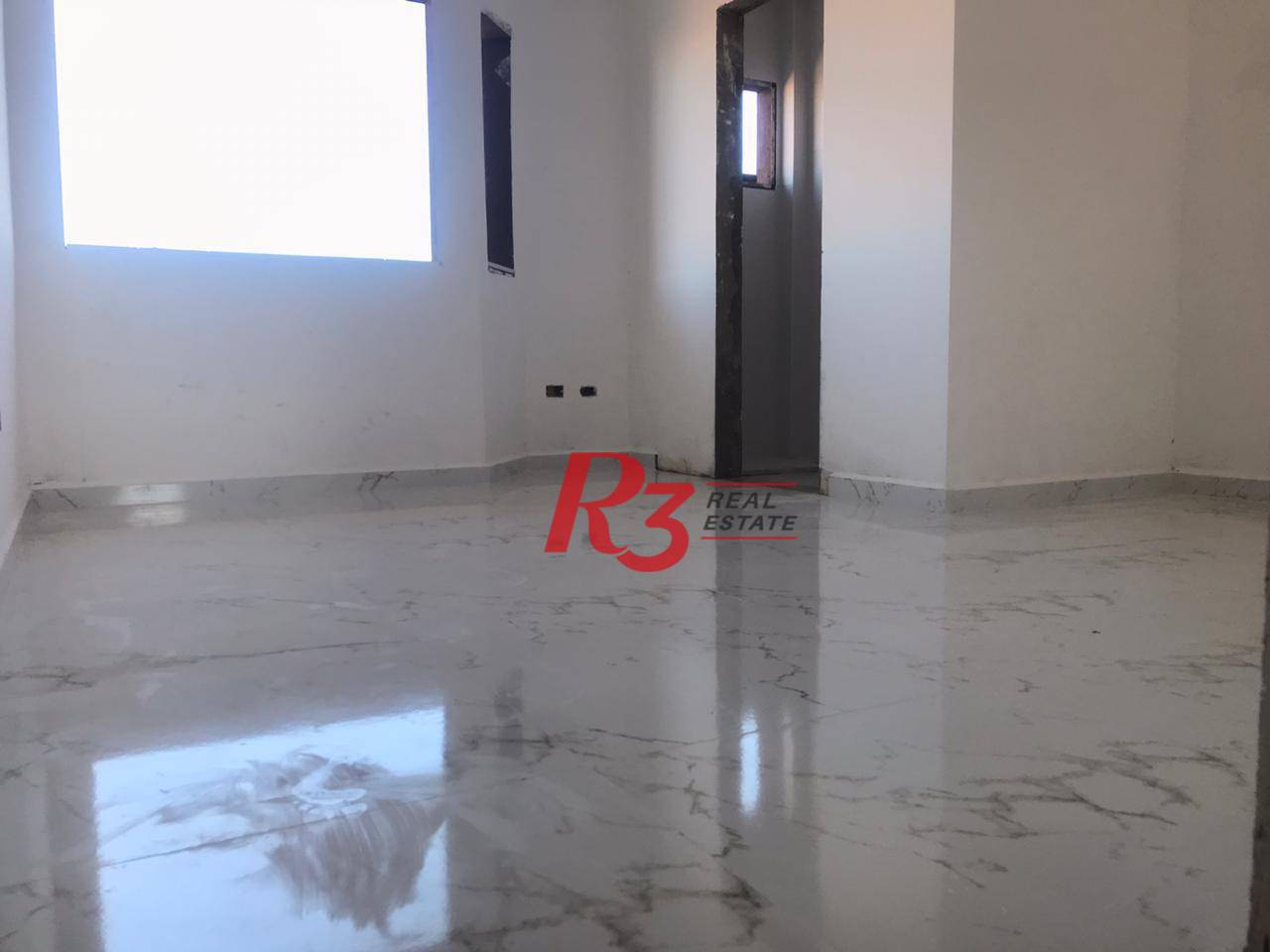 Sobrado à venda com 3 quartos, 108m² - Foto 1