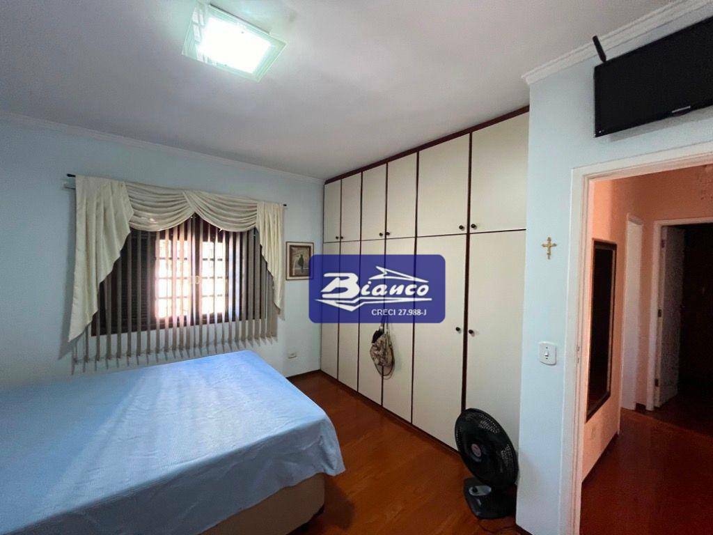 Sobrado à venda com 4 quartos, 224m² - Foto 19