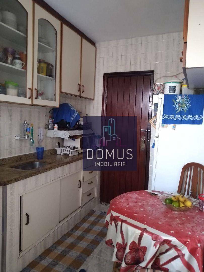 Apartamento à venda com 3 quartos, 77m² - Foto 11