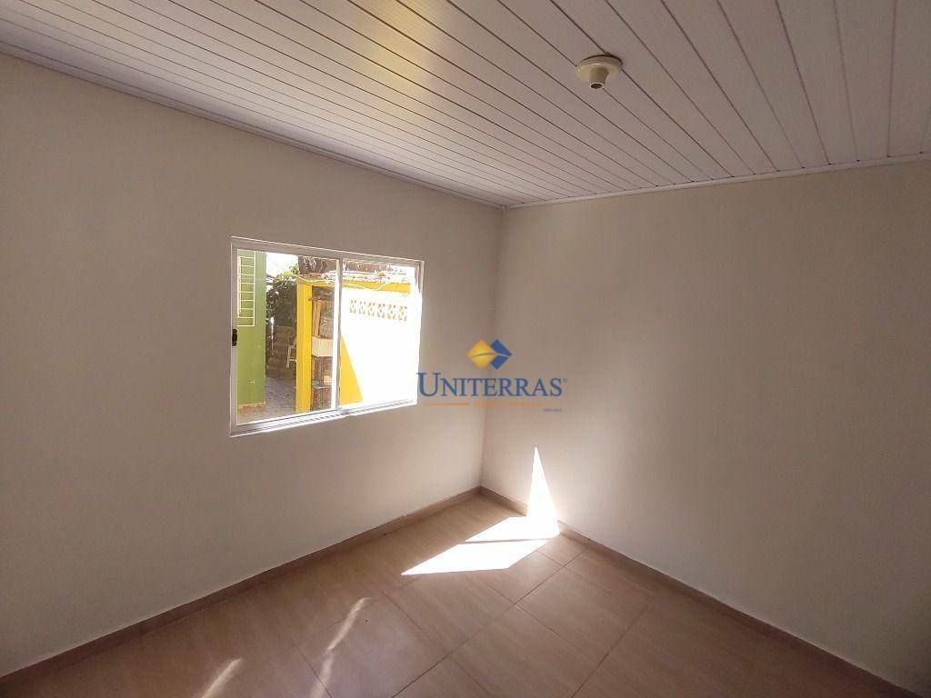 Casa para alugar com 2 quartos, 45m² - Foto 12