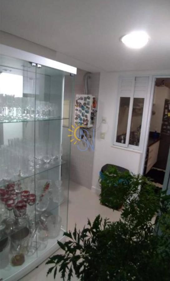 Apartamento à venda com 3 quartos, 127m² - Foto 12