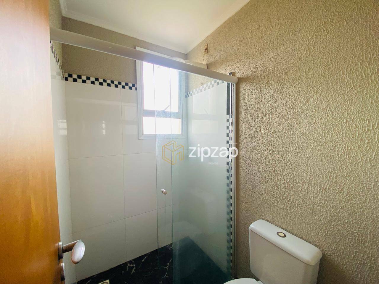 Apartamento para alugar com 3 quartos, 92m² - Foto 11