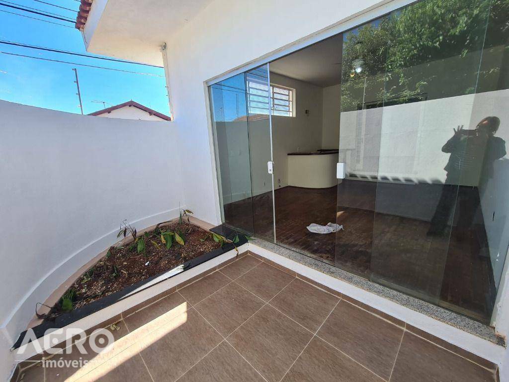 Casa à venda com 3 quartos, 170m² - Foto 15