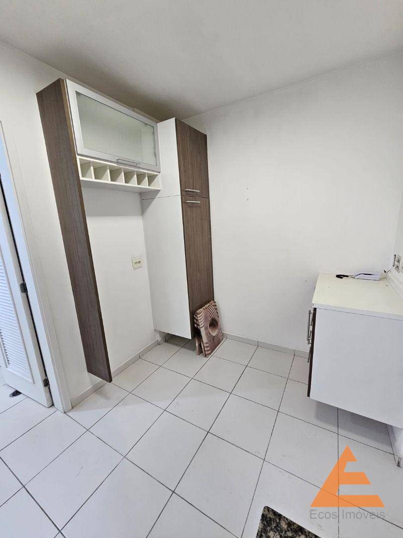 Apartamento à venda com 3 quartos, 82m² - Foto 12