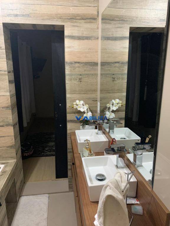 Sobrado à venda com 3 quartos, 213m² - Foto 3