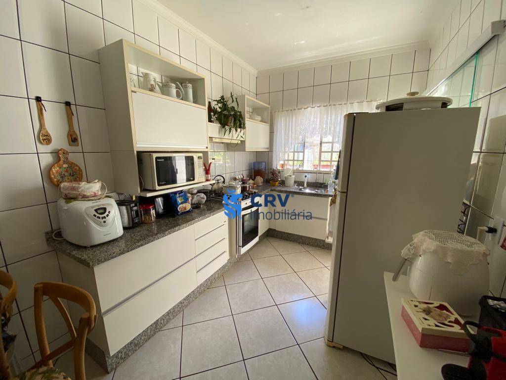 Casa à venda com 2 quartos, 80m² - Foto 9