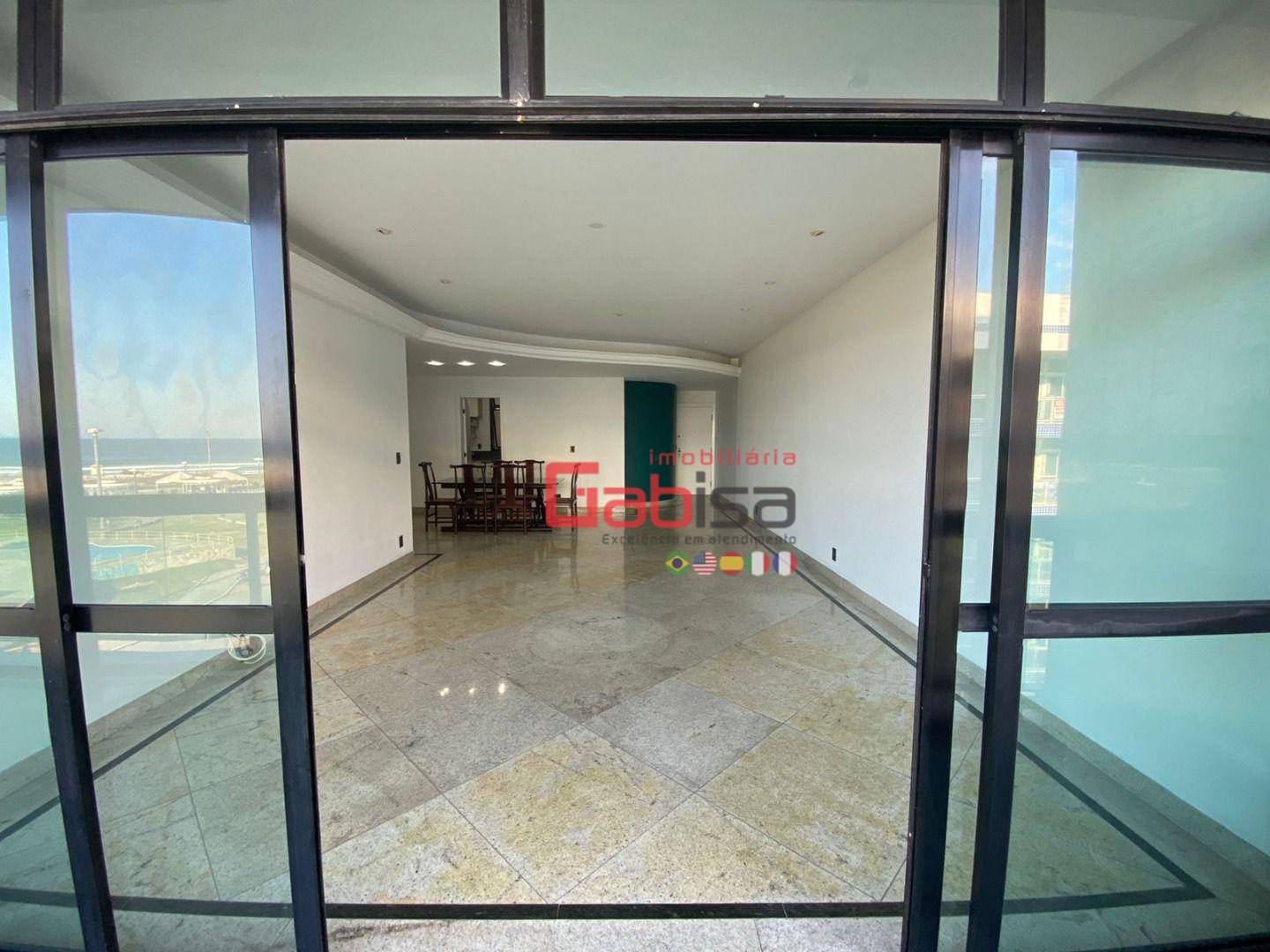 Apartamento à venda com 4 quartos, 180m² - Foto 2