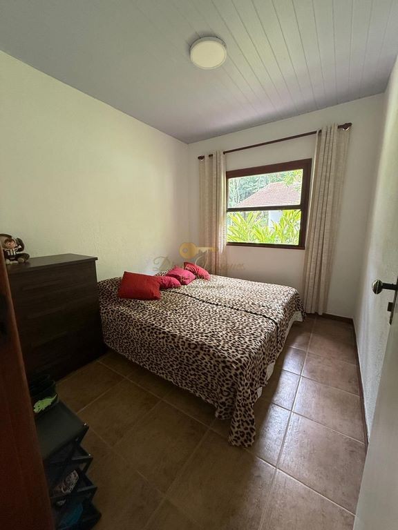 Casa à venda com 7 quartos, 2200m² - Foto 9