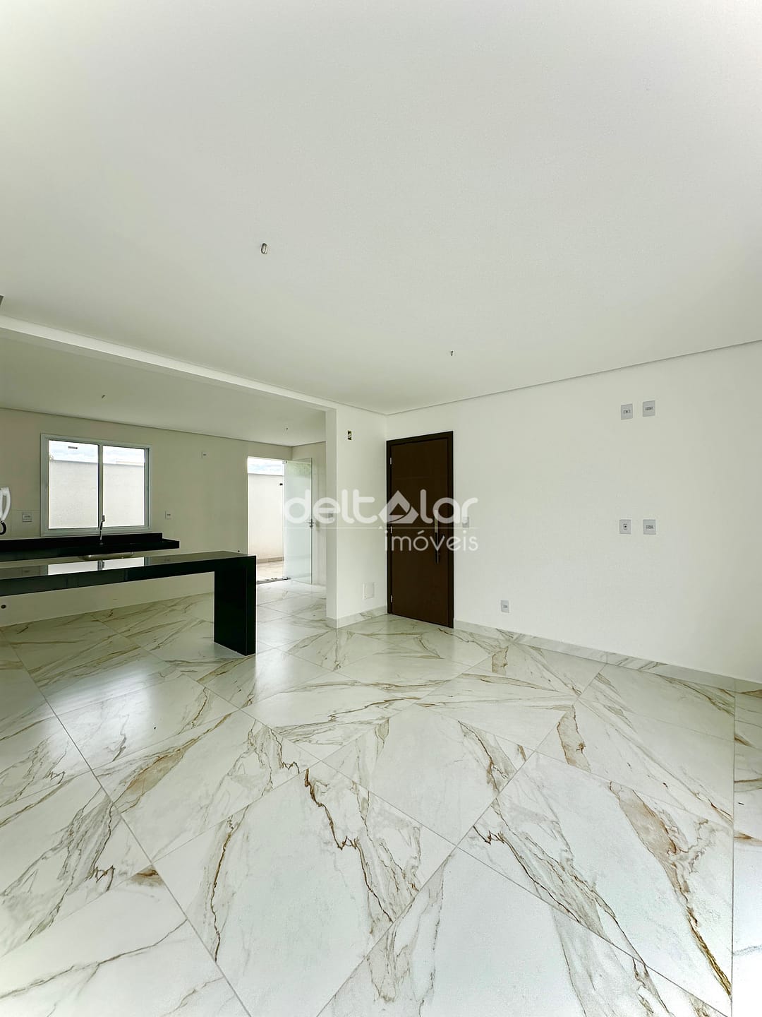 Apartamento para alugar com 3 quartos, 140m² - Foto 2