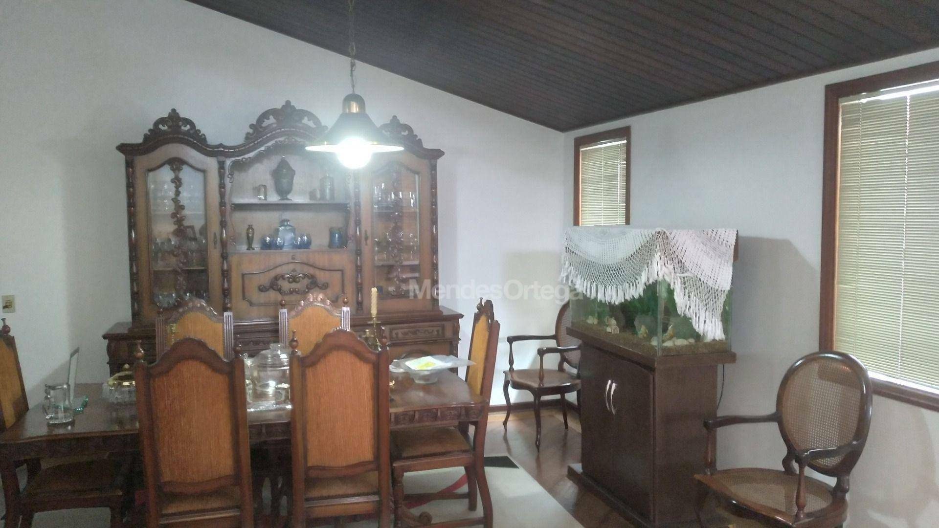 Casa de Condomínio à venda com 4 quartos, 325m² - Foto 6