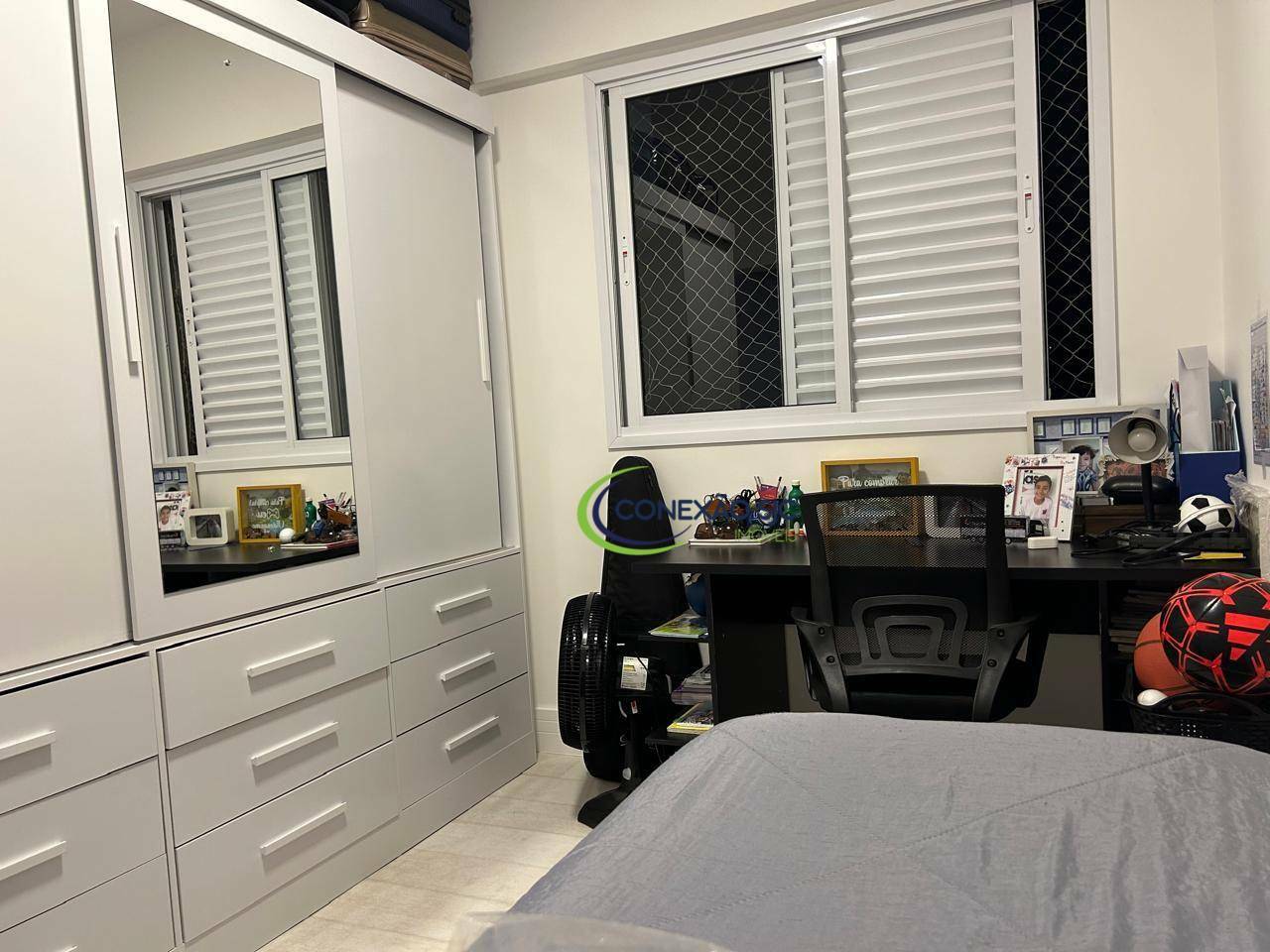 Apartamento para alugar com 2 quartos, 75m² - Foto 18