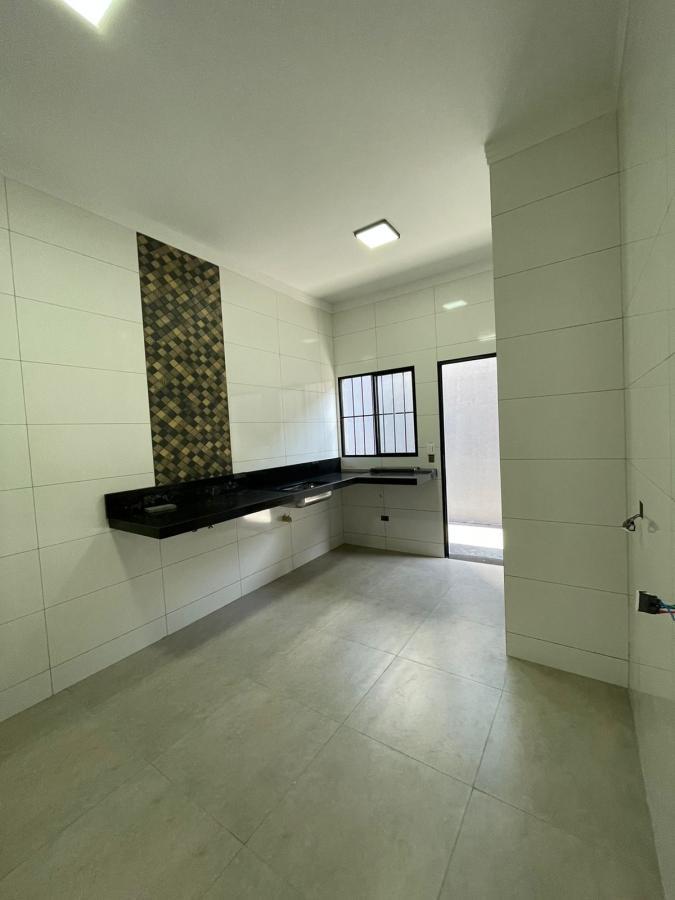 Casa à venda com 3 quartos, 90m² - Foto 8