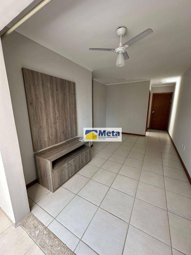 Apartamento à venda com 2 quartos, 63m² - Foto 2