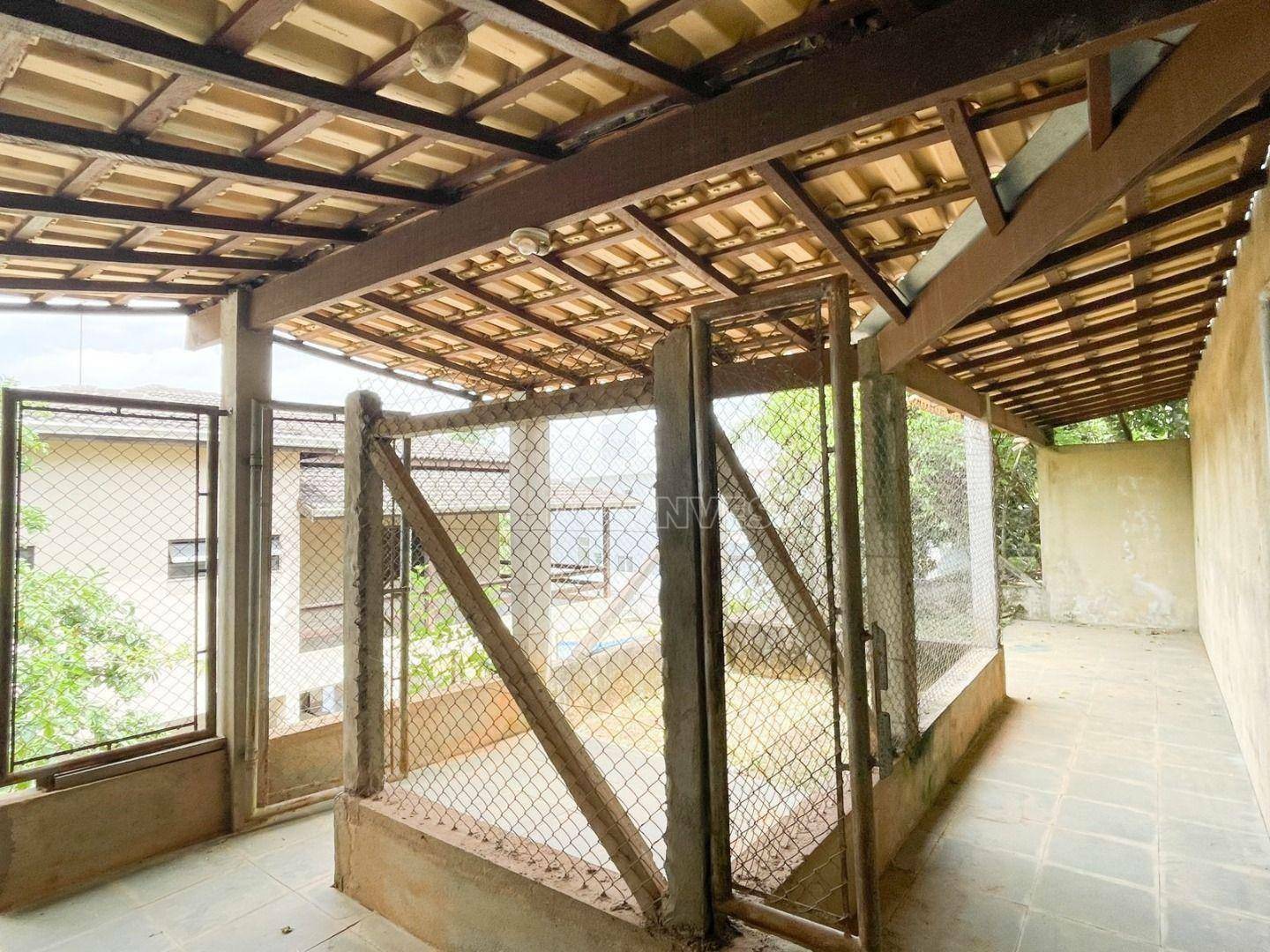 Casa de Condomínio à venda com 6 quartos, 448m² - Foto 10