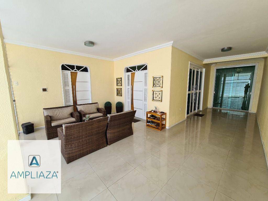 Casa à venda com 4 quartos, 280m² - Foto 7